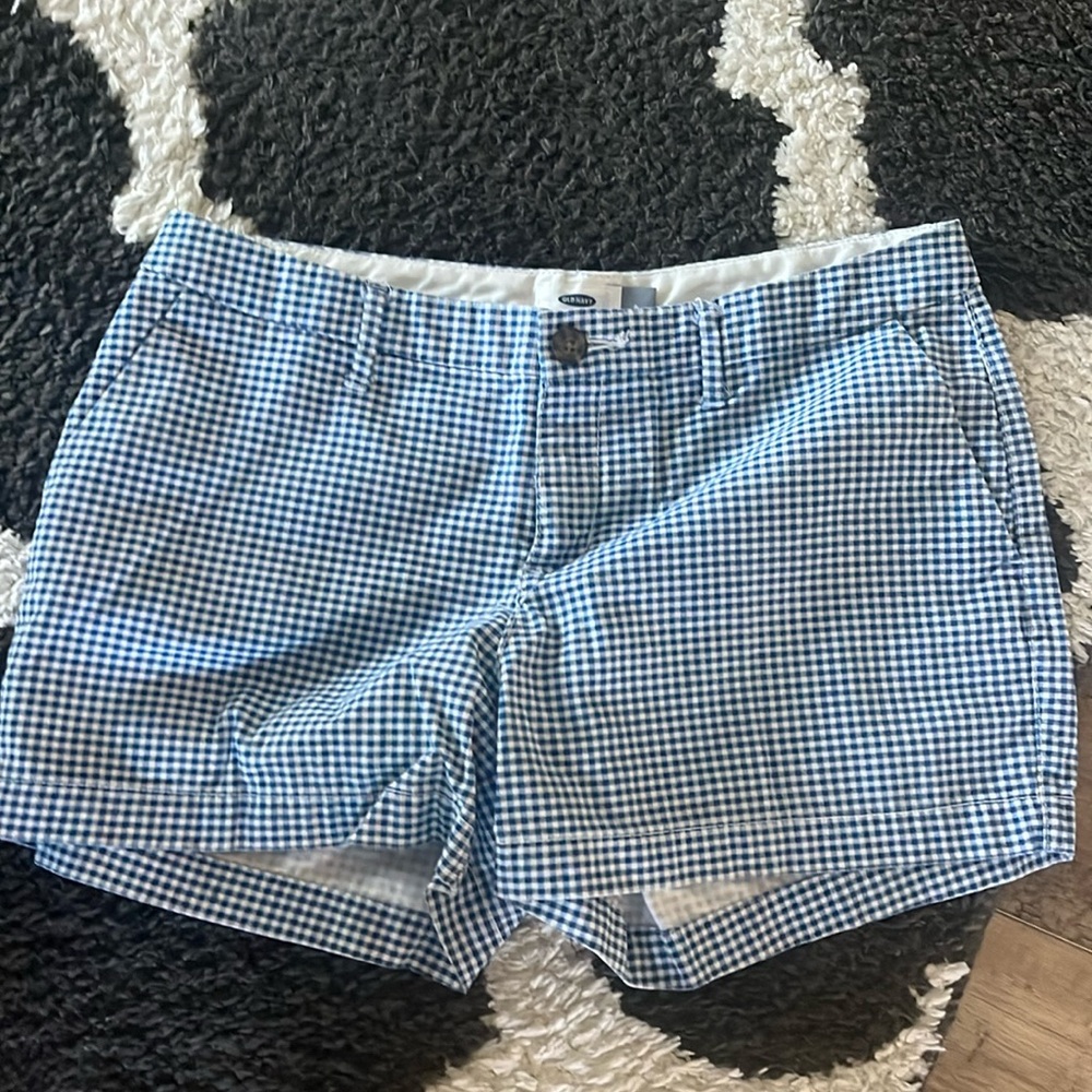 Old navy shorts